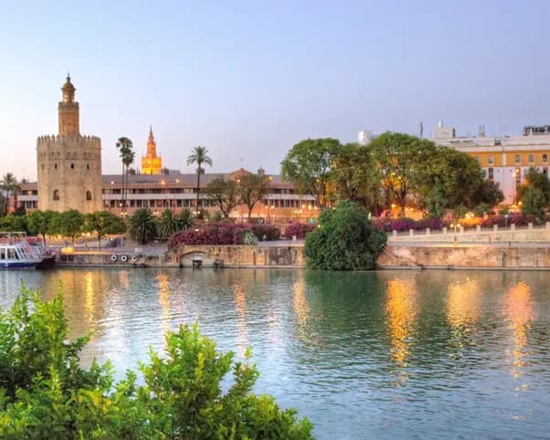 Free Tour Sevilla Premium: historia y encanto con guías locales