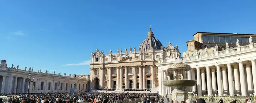 Free Tour con entrada a la Basílica de San Pedro y Tumbas Papales