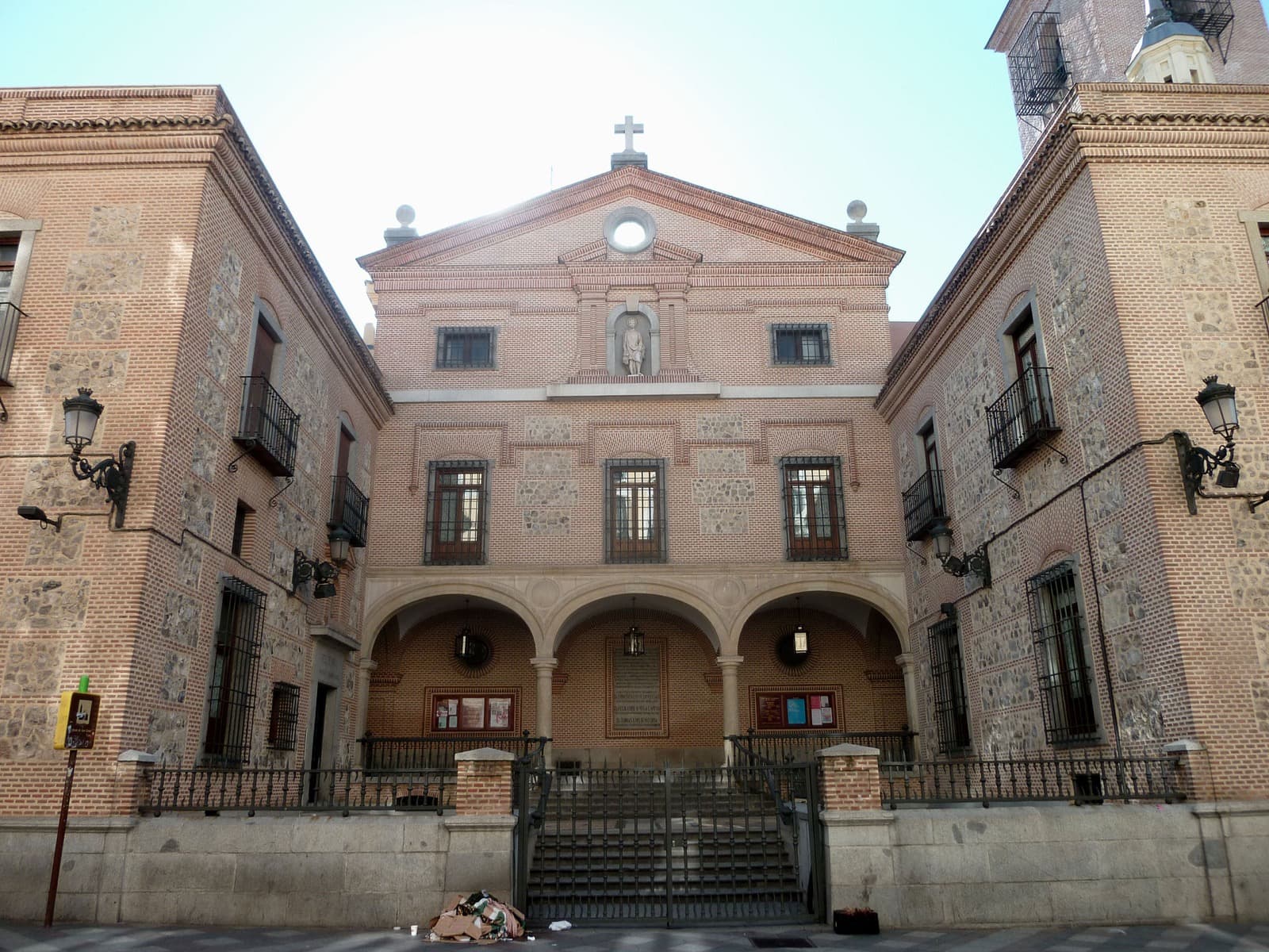 La iglesia de San Gines, en la calle del Arenal