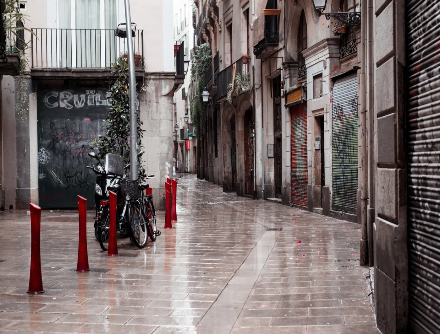 Qué Hacer en Madrid si Llueve: Planes para Disfrutar los Días Grises