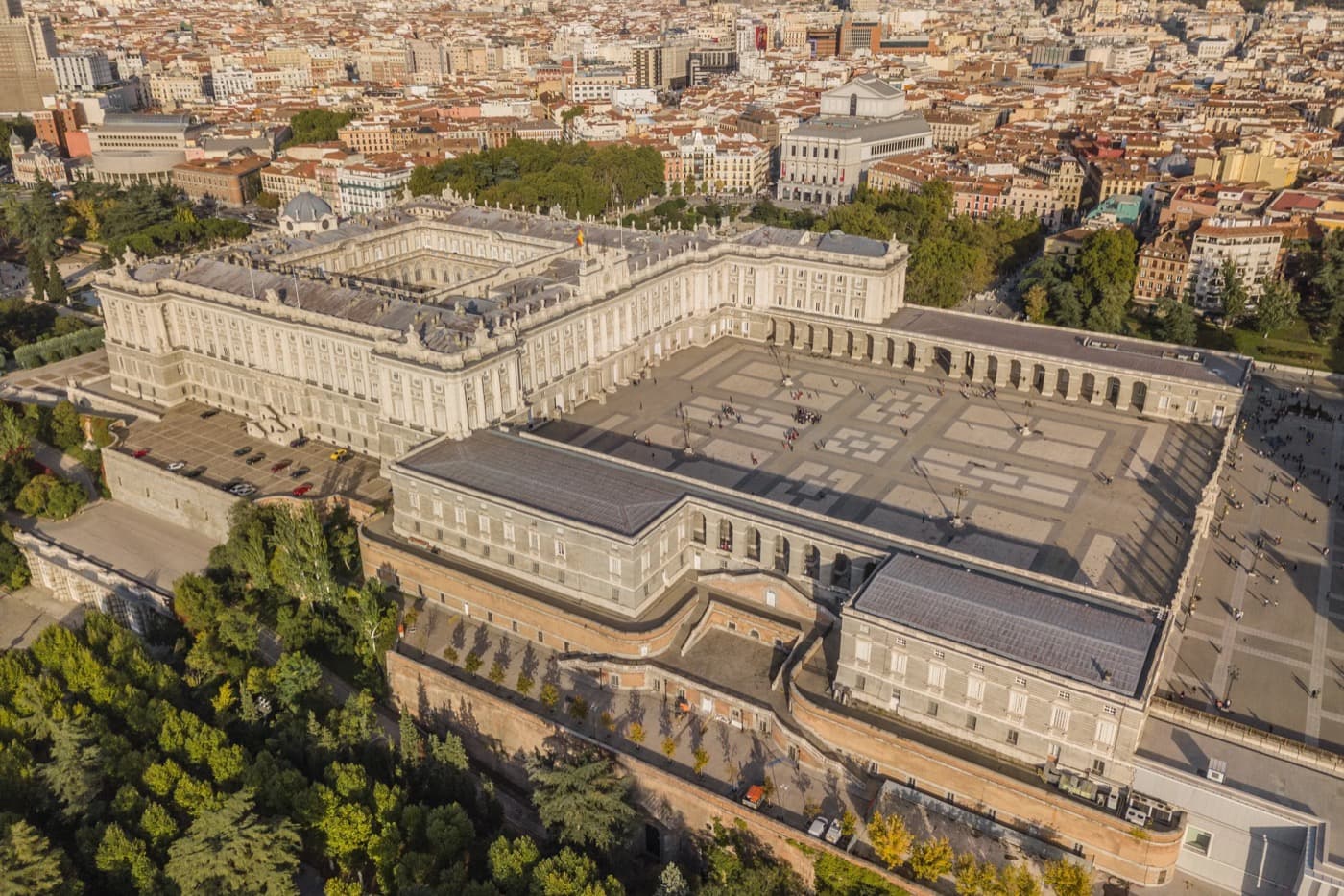 Palacios en Madrid: Los Más Impresionantes que Puedes Visitar